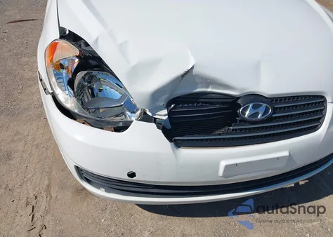 2009 Hyundai Accent Gls z USA, uszkodzony, nr VIN KMHCN46C19U367059